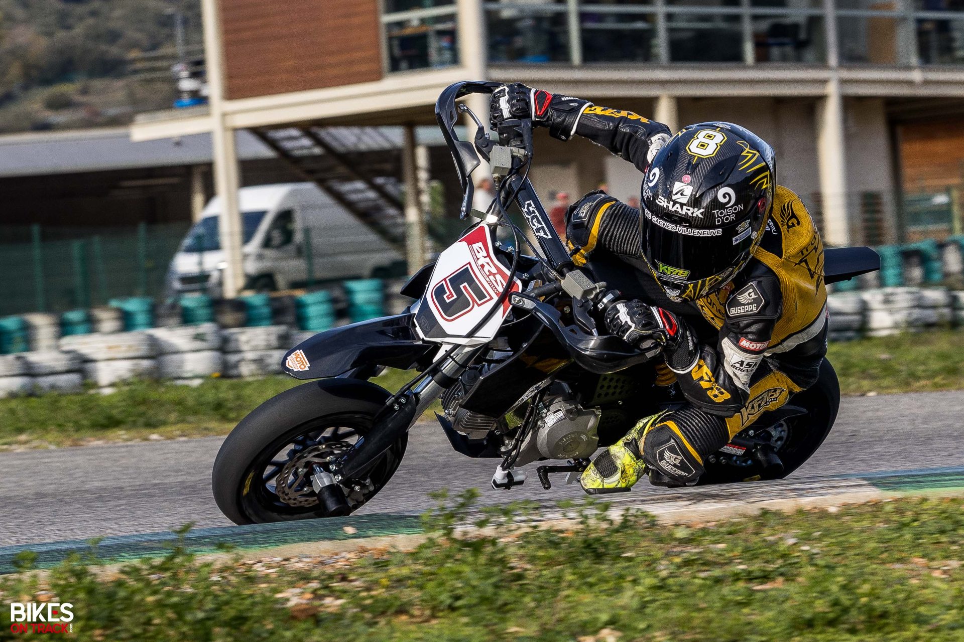 Action de sensibilisation des jeunes motards - FMF Nièvre (2)
